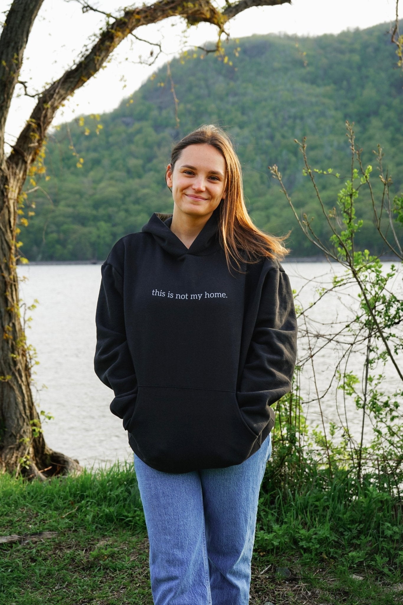 This is not my home. Hoodie - Verses Culture